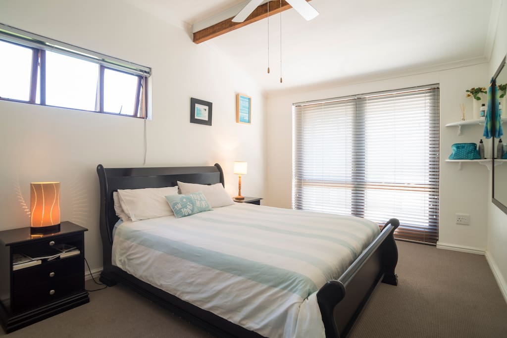Main en-suite bedroom