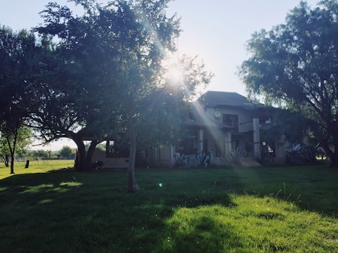 Vredefort Dome River house