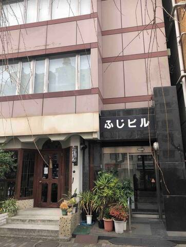 4F,Full renovated HQ stylish 2BR,spacious 50㎡ gallery image 5