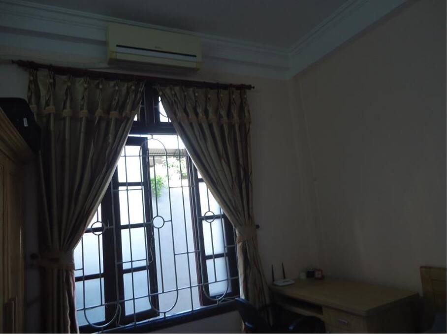 Bed room with aii- conditioned and natural light(room 1