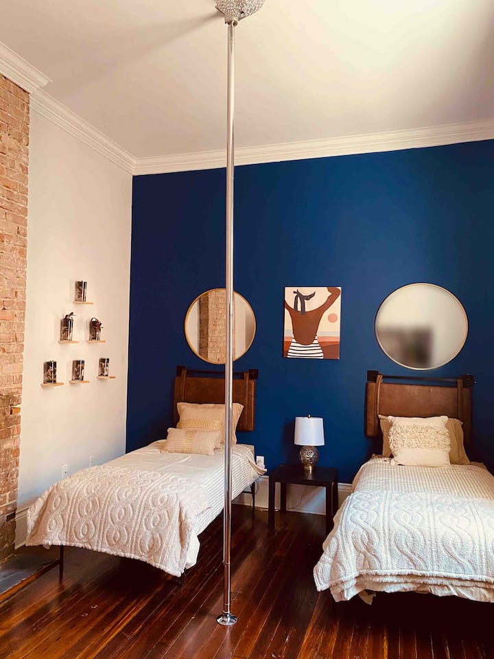 საძინებელი 1