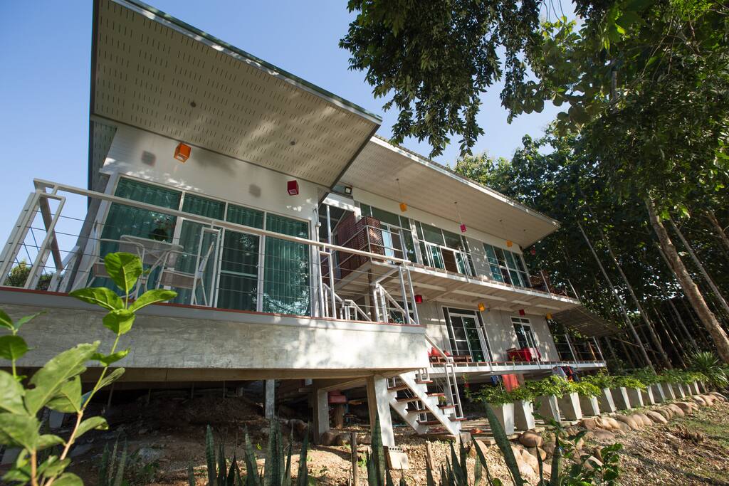 Beautiful new studio with great view of the Nan river