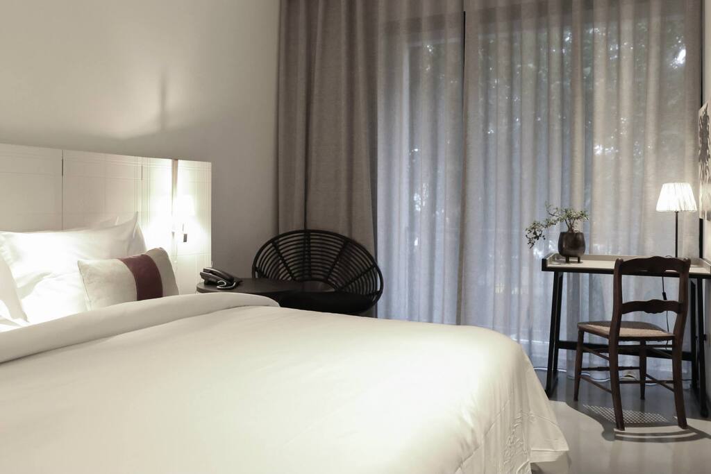Serene Room 32 Sq.m.