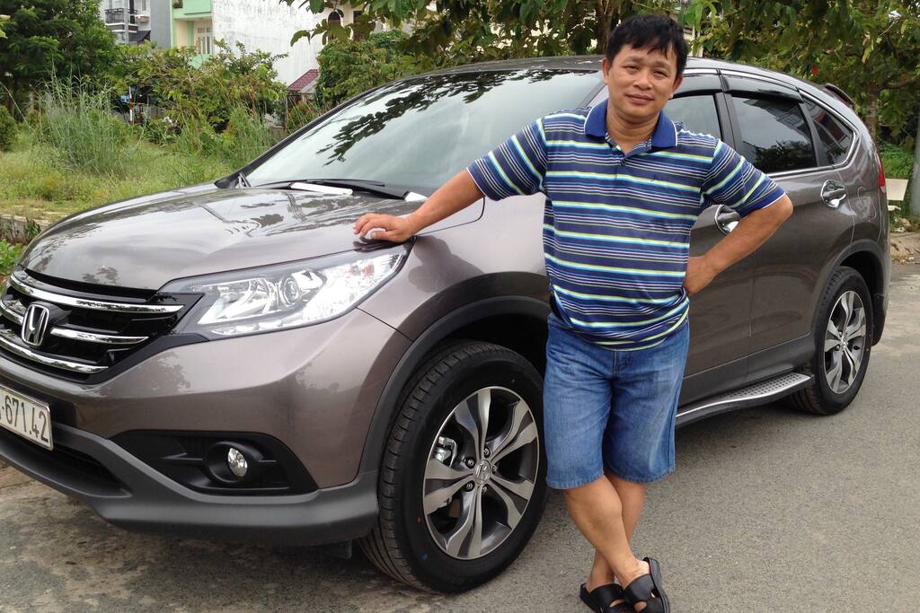 Car Crossover Honda CR-V 2.4L 2013. Number plate: 51A-671.42
Pickups services