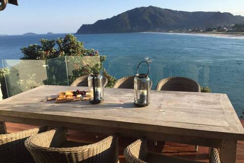 Stunning Tairua seaviews