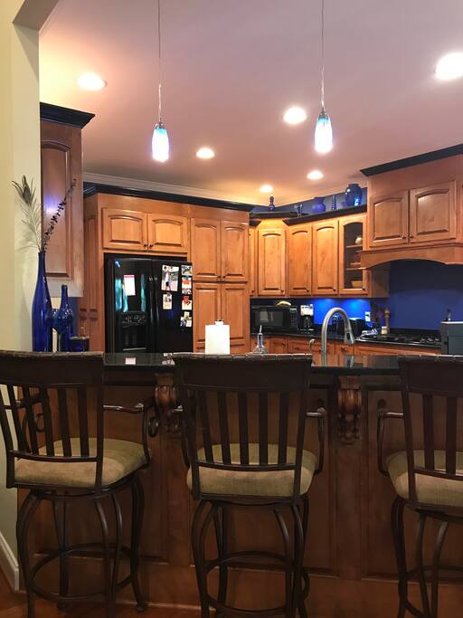Kitchen bar seating