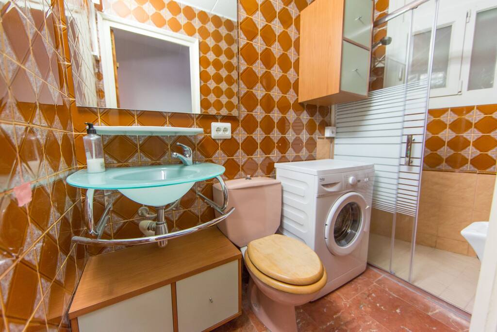 BAÑO CON ducha