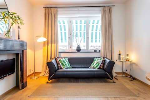 Apartment with swimming pool + Jacuzzi near Maastricht