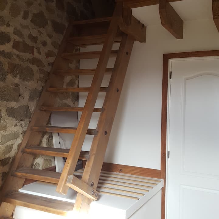 Mezzanine Ladder Bedroom 2