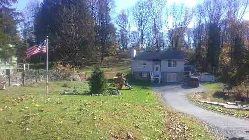 Airbnb East Stroudsburg Vacation Rentals Places To Stay