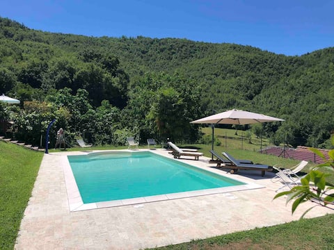 VillarosaSpicciano Exclusive Villa with pool.