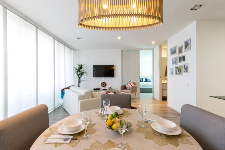 Luxury Apt |900mb Wifi + Workspace | Milla De Oro - Medellín