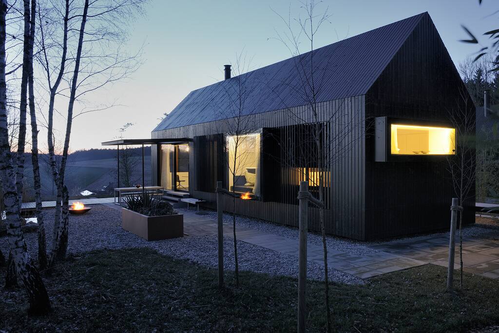 Haus am See mit direktem Zugang