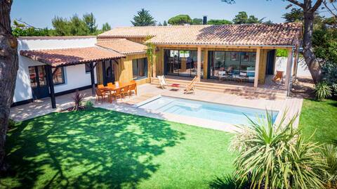 Villa of the Dreamers