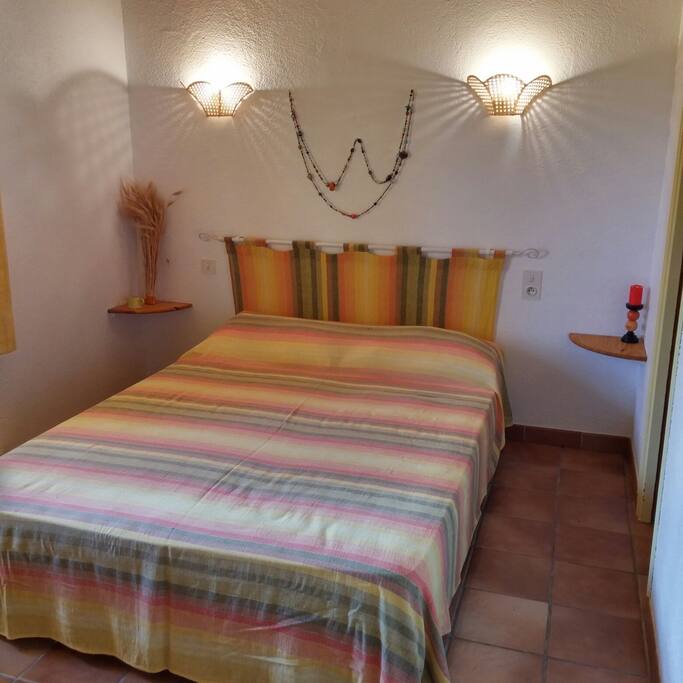 La chambre avec lit 2 places