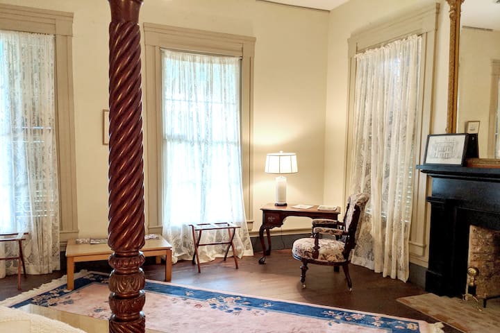 Greekrevival 8br/6b W/ Kit-35 Min To U Of Alabama! - Alabama