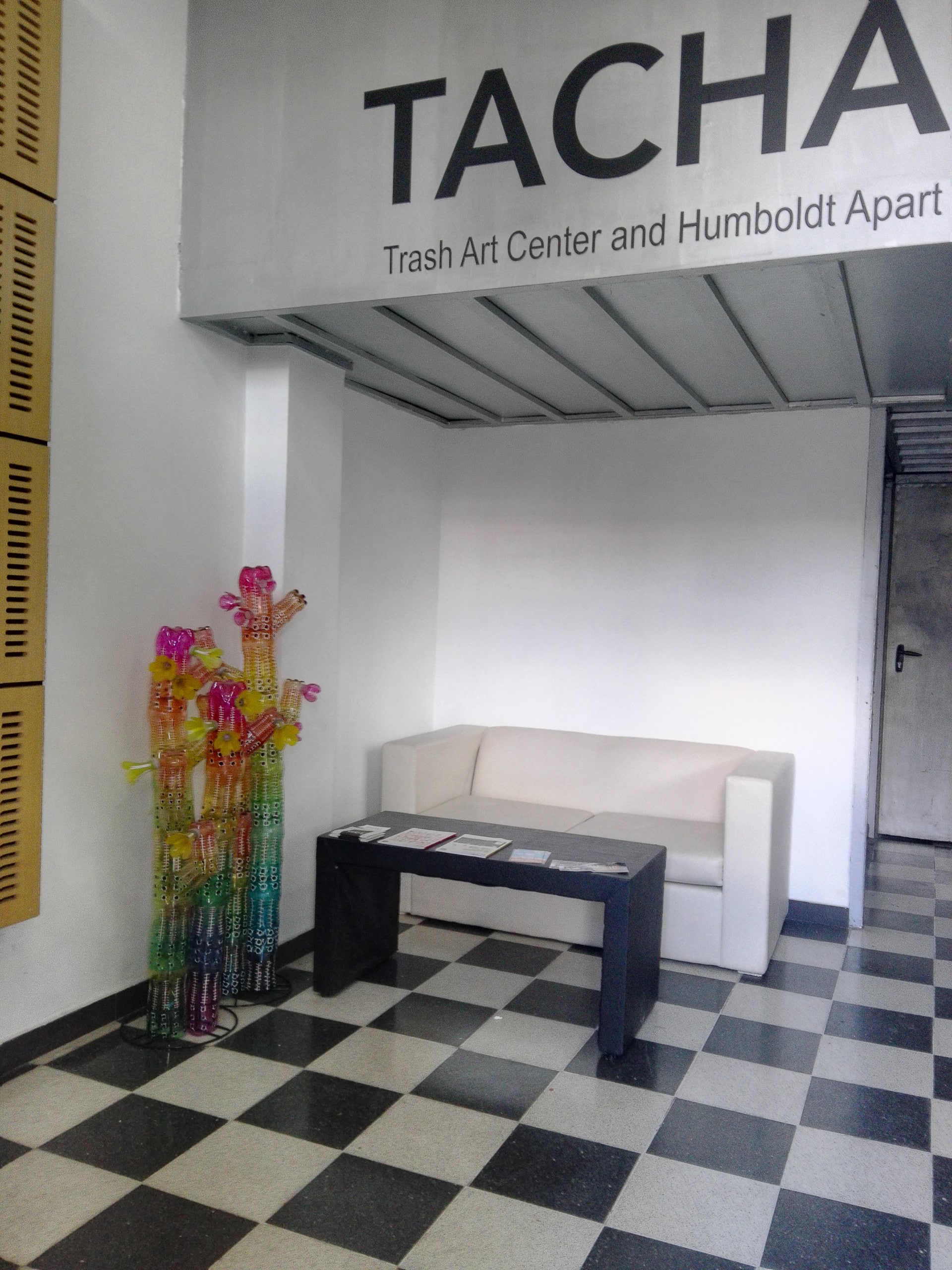TACHA Hostel & Art Gallery #8