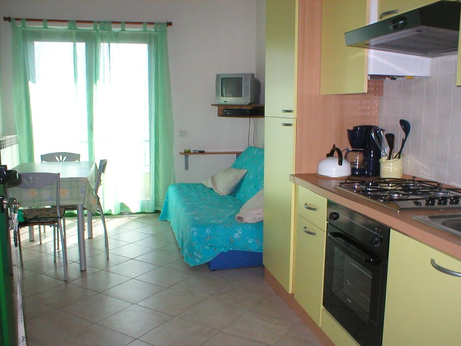 Soggiorno con cucina