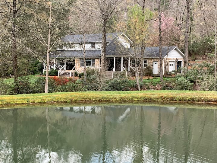 Lake Burton Vacation Rentals Houseboat and House Rentals Airbnb