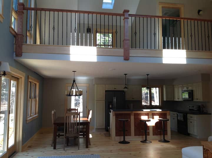 Merrymeeting LakePrivate Setting 3 Bedroom Home Houses for Rent in