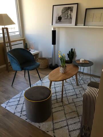 Au pied de la gare de Rennes ,travail et tourisme