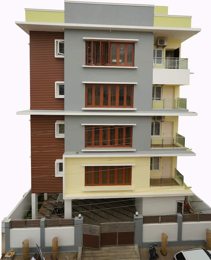 FAMILY SUITE with 2 BHK (4 Adult + 2 Kids)