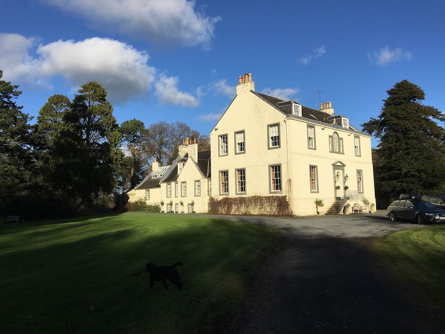 Historic Scottish Mansion Near Glasgow Castles for Rent in Stewarton