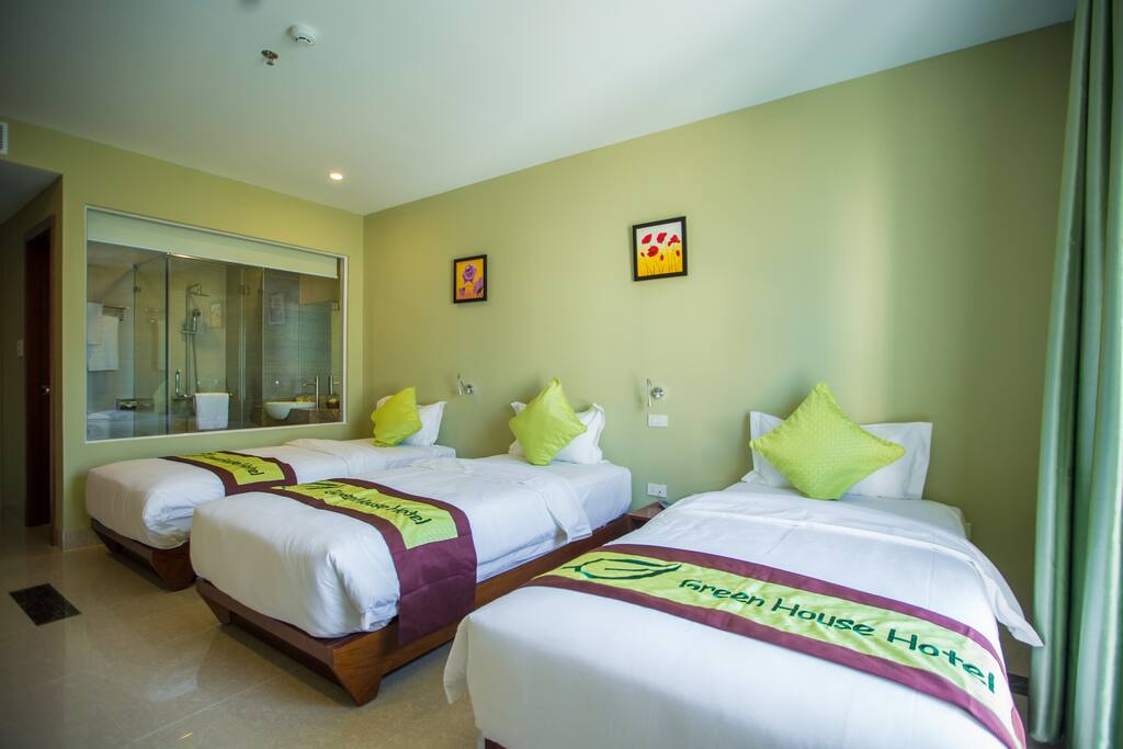 3 single beds