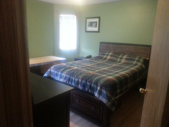 Northwest Calgary, Hanson Ranch Vacation Rentals & Homes Hanson Ranch