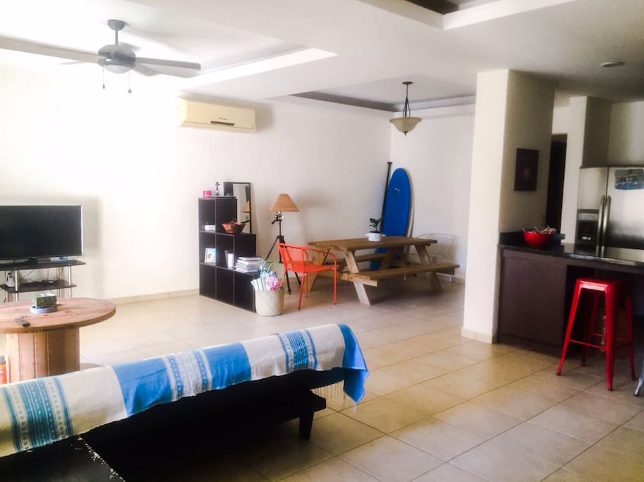 Living room / Salon comedor