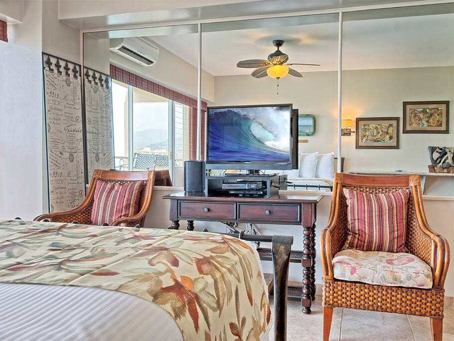 waikiki-shore_sdo_1315_bedview2.jpg
