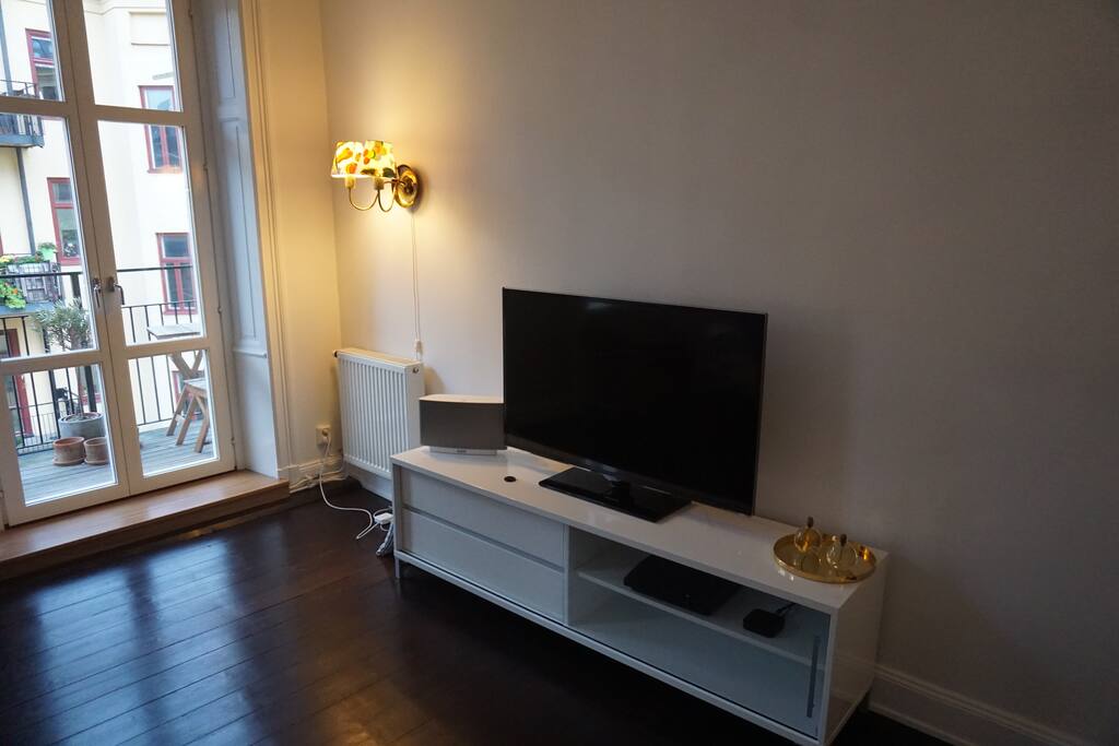 TV