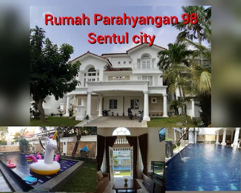 Rumah Parahyangan 98 & private pool @ sentul_city