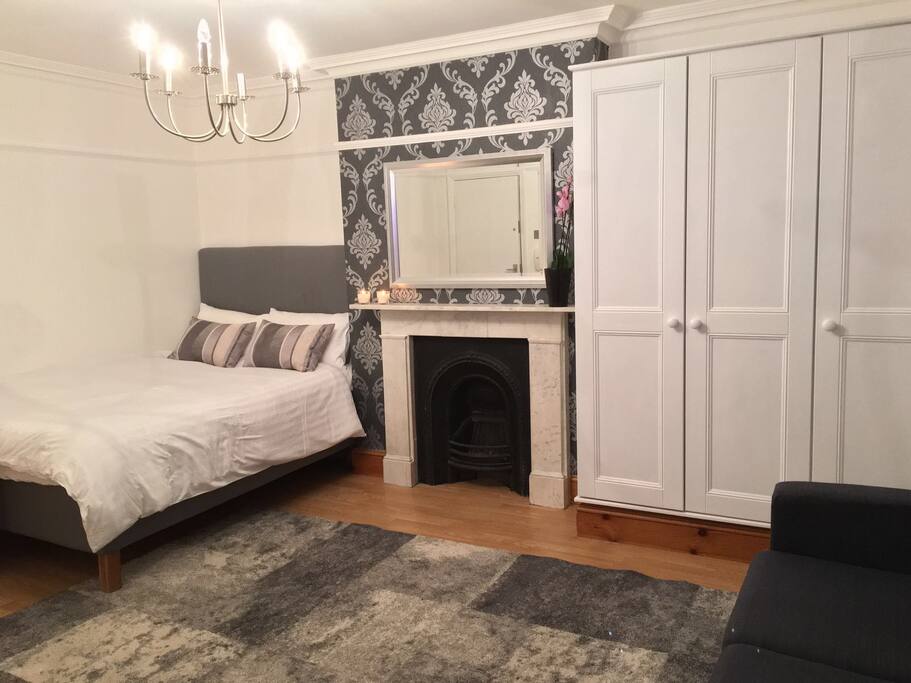 Studio room 2