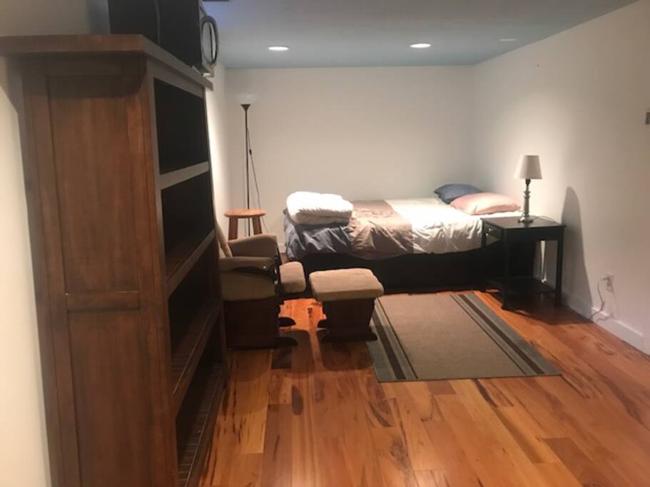Simple bed but comfy!