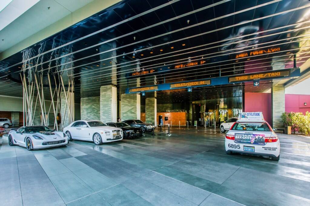 Las_Vegas_Palm_Place_26322_003