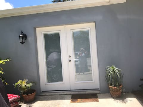 Successful Airbnb property: Private Studio Clean Quite and Pets Welcome! in Melbourne
