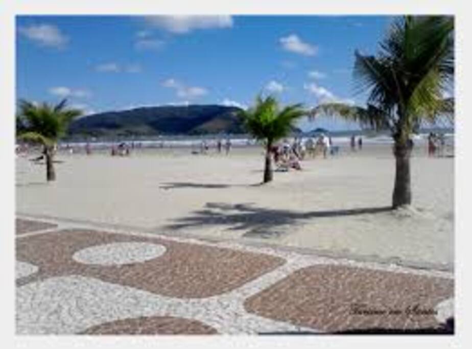 Orla da Praia em frente ao prédio