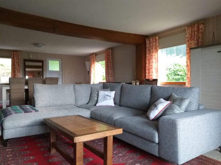 მისაღები ოთახი