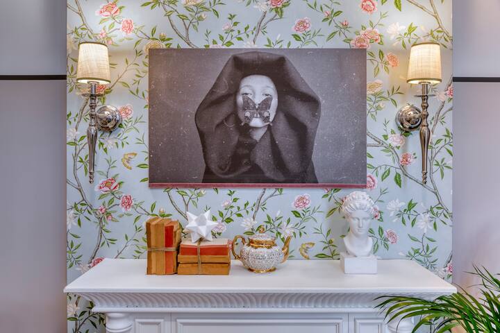 Luxury Penthouse at the tallest Building of Athens gallery image 3