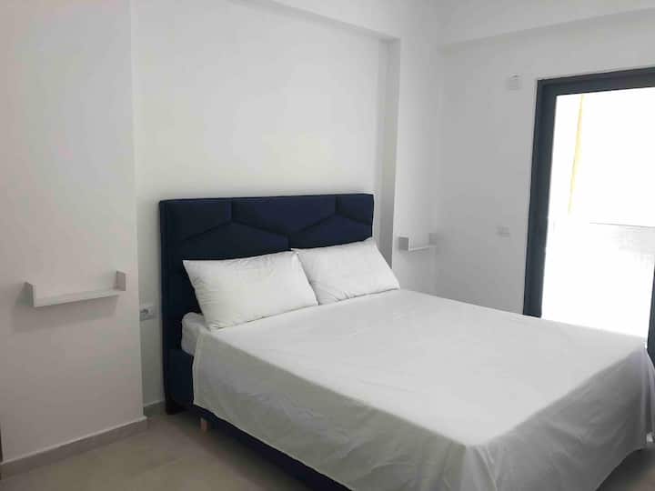 Spálňa s kúpeľňou 