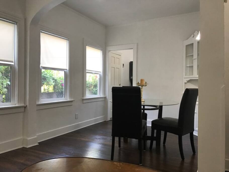 Light and bright dining room