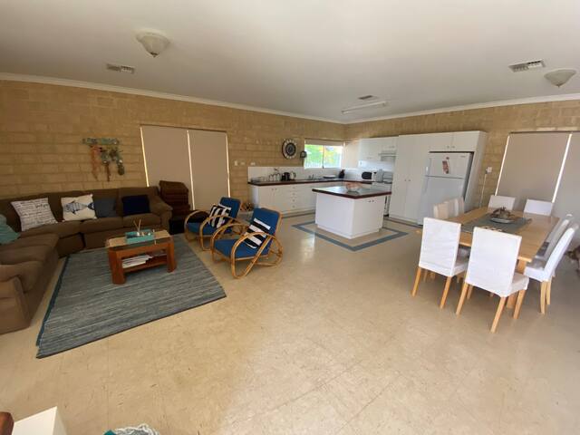 Shore 2 please gallery image 2