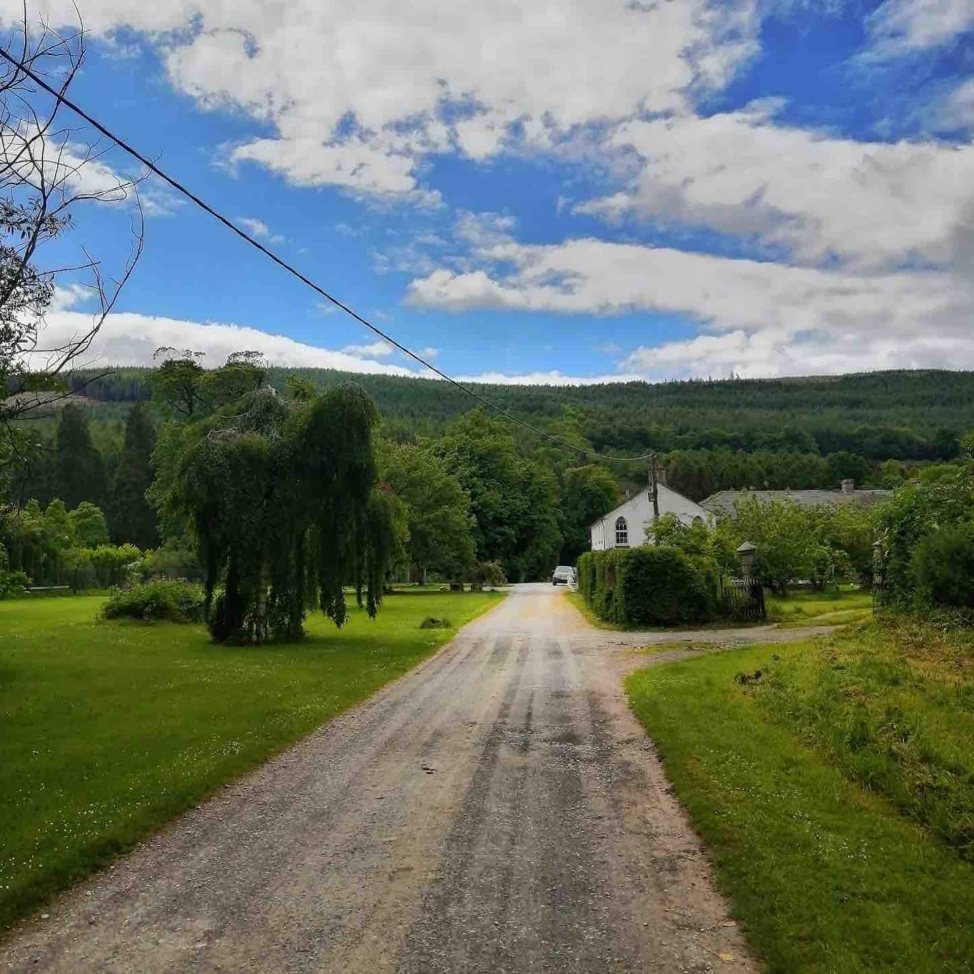 Unique Large farm hse (for 12) in a beautiful area