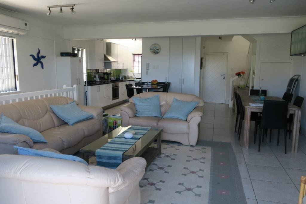 Open plan lounge kitchen