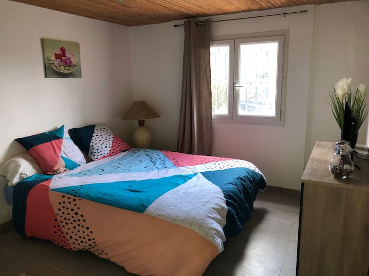 غرفة النوم 1