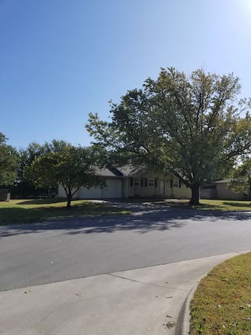 Airbnb Cheney Vacation Rentals Places To Stay Kansas