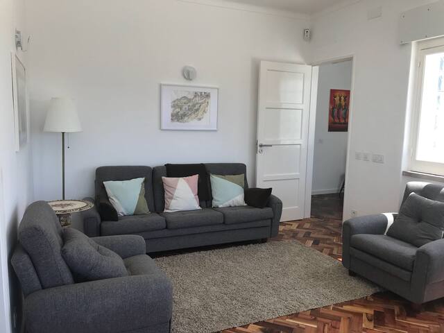 Casal de São José – Praia das Maçãs,Azenhas do Mar gallery image 3