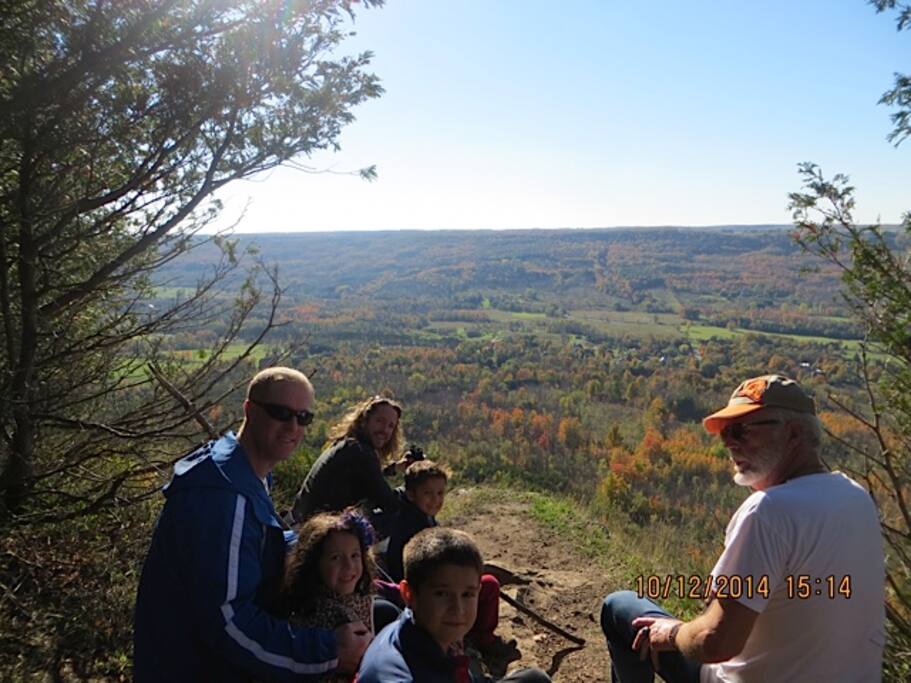 Hike "Old Baldy", 7 min. away