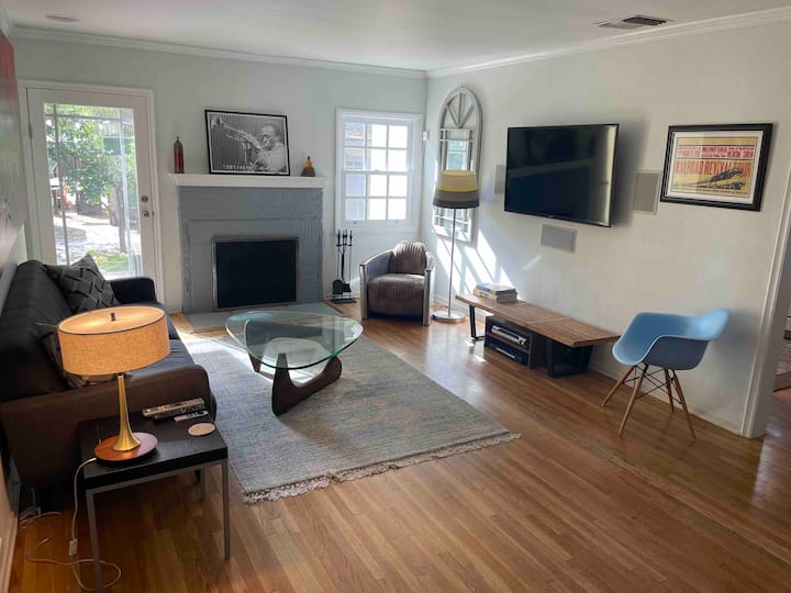 Charming Sherman Oaks house